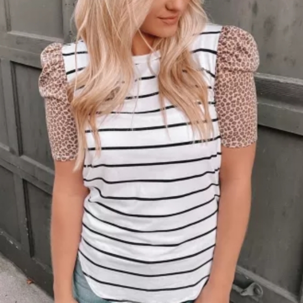 ♥️New Boutique top puff sleeve